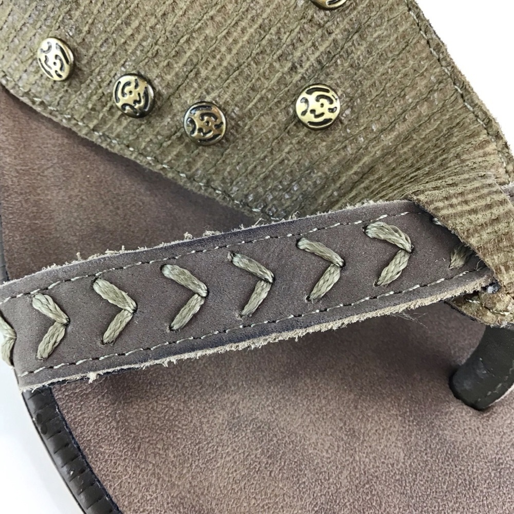OTBT Stargaze Khaki Green & Black Leather Flat Sandals | 9 - Picture 10 of 13